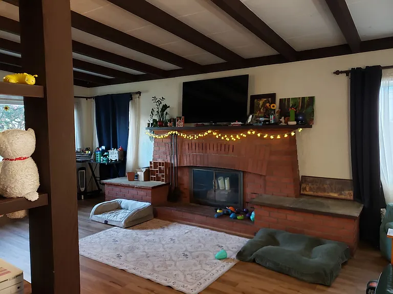 2443 16th St — Photo 3