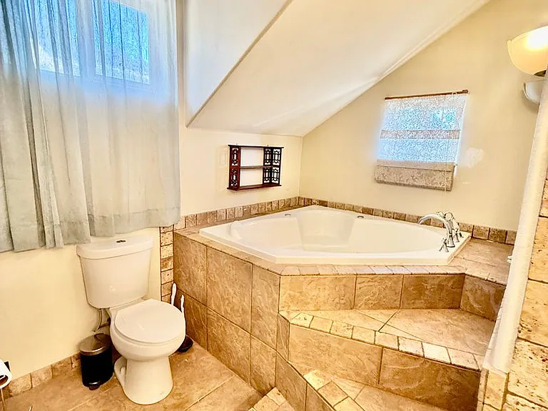 1404 N Rome Way — Photo 37