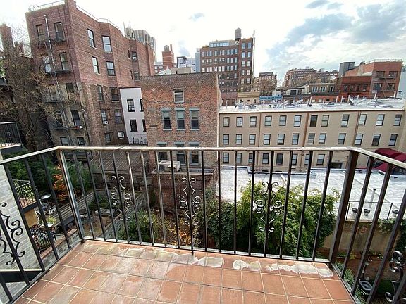 5th image of 248 W 21st St #4C4