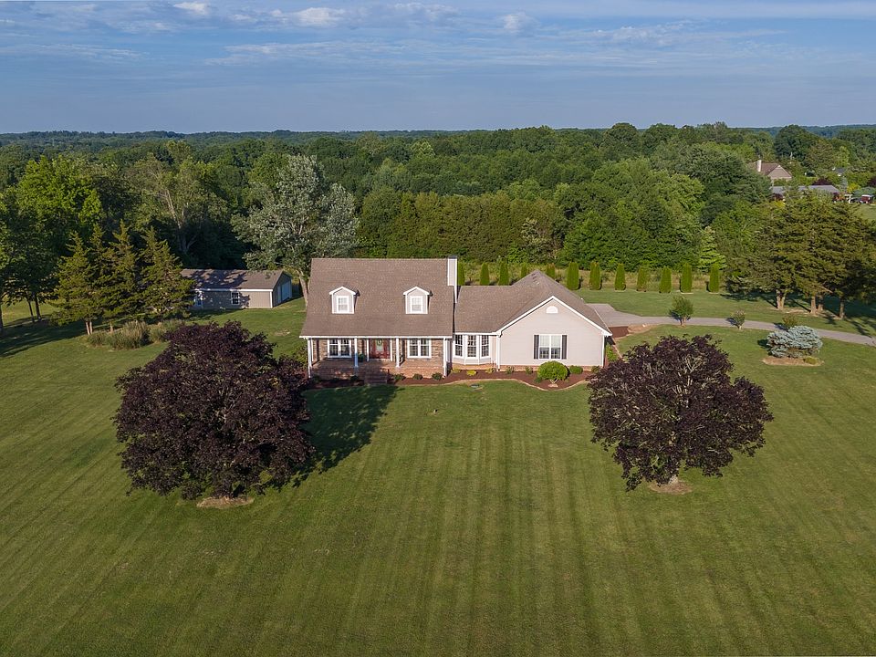 1st image of 122 Trivett Dr