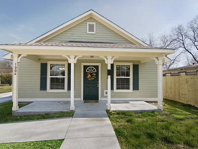 1004 12th St N, Texas City, TX, 77590