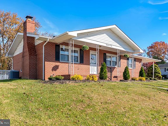 2nd image of 8301 Overmont Rd