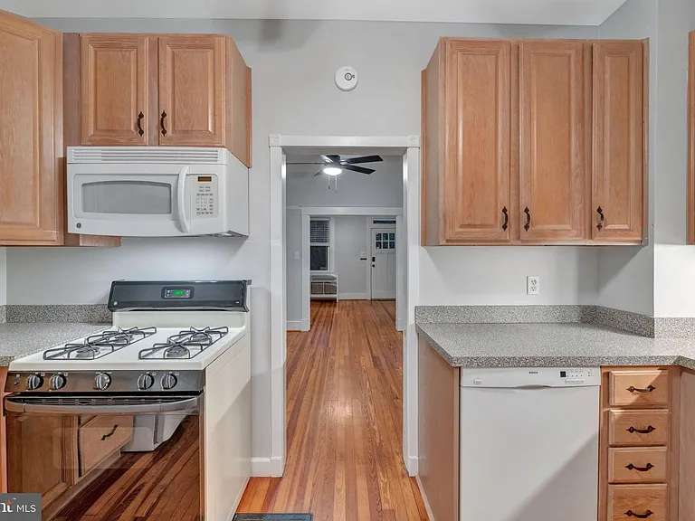 3704 Coolidge Ave — Photo 11