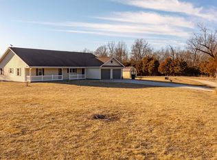 2570 N 1353rd Ln, Clayton, IL 62324