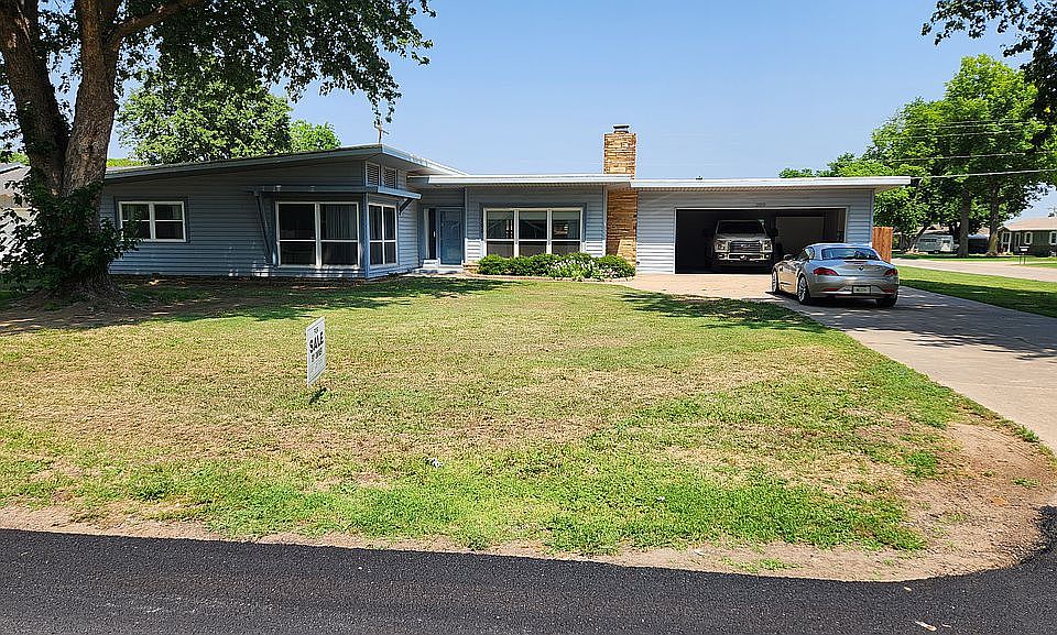 200 N Barrick Way, Tonkawa 