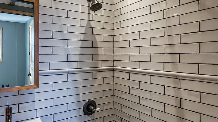 Rented by Nooklyn NYC LLC | media 80