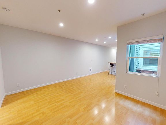3rd image of 481 Clementina St APT B