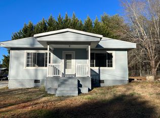 3133 28th Avenue Dr NE, Hickory, NC 28601