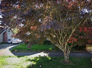 1504 SE Ogden St, Portland, OR 97202