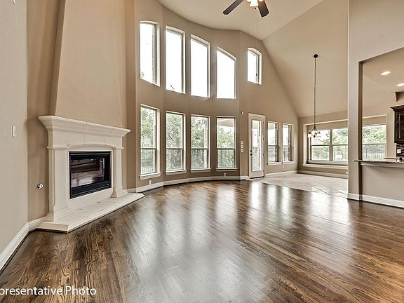4th image of 2812 River Bend Pl