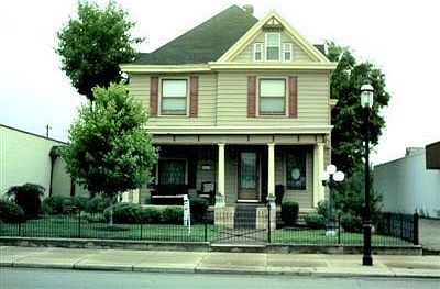1st image of 1529 Central Ave
