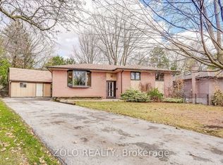 5 Cabot Ct, Aurora, ON L4G2Y9