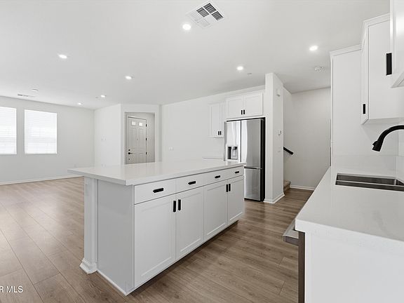 5th image of 246 Natural Bridge Ln