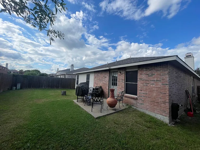 9013 Fremont Trl — Photo 31