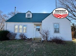 1337 Limestone Rd, Marysville, KS 66508