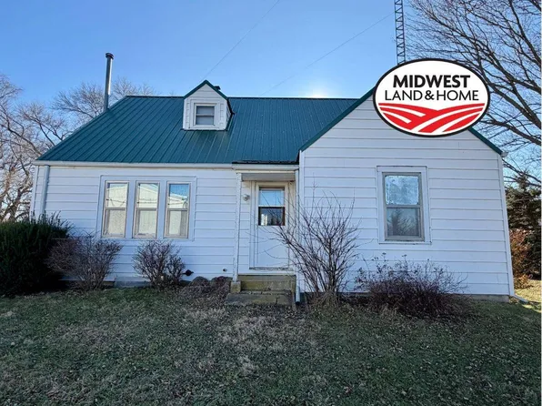 1337 Limestone Rd, Marysville, KS 66508
