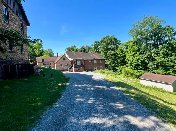3097 Woodland Road, 3097 Woodland Rd Unit 2, Ambridge, PA 15003