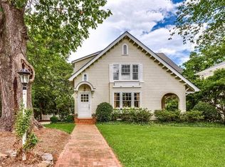 302 Wentworth Dr, Greensboro, NC 27408