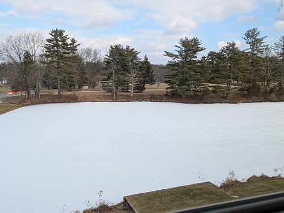 5th image of 201-H Old Chimney Ridge Rd #O107