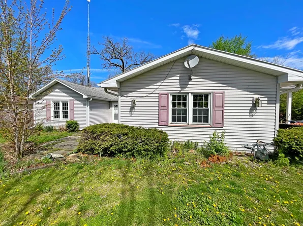 6257 E 3000 North Rd, Streator, IL 61364