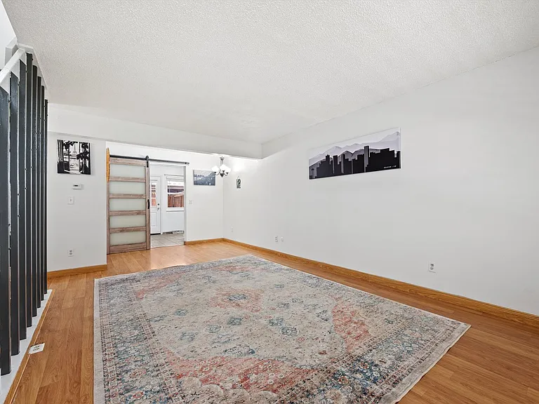 1517 S Owens St #5 — Photo 4