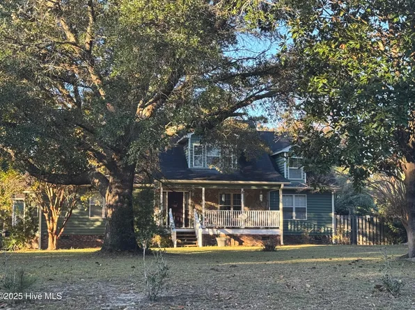 601 Wildwood Road, Hampstead, NC 28443