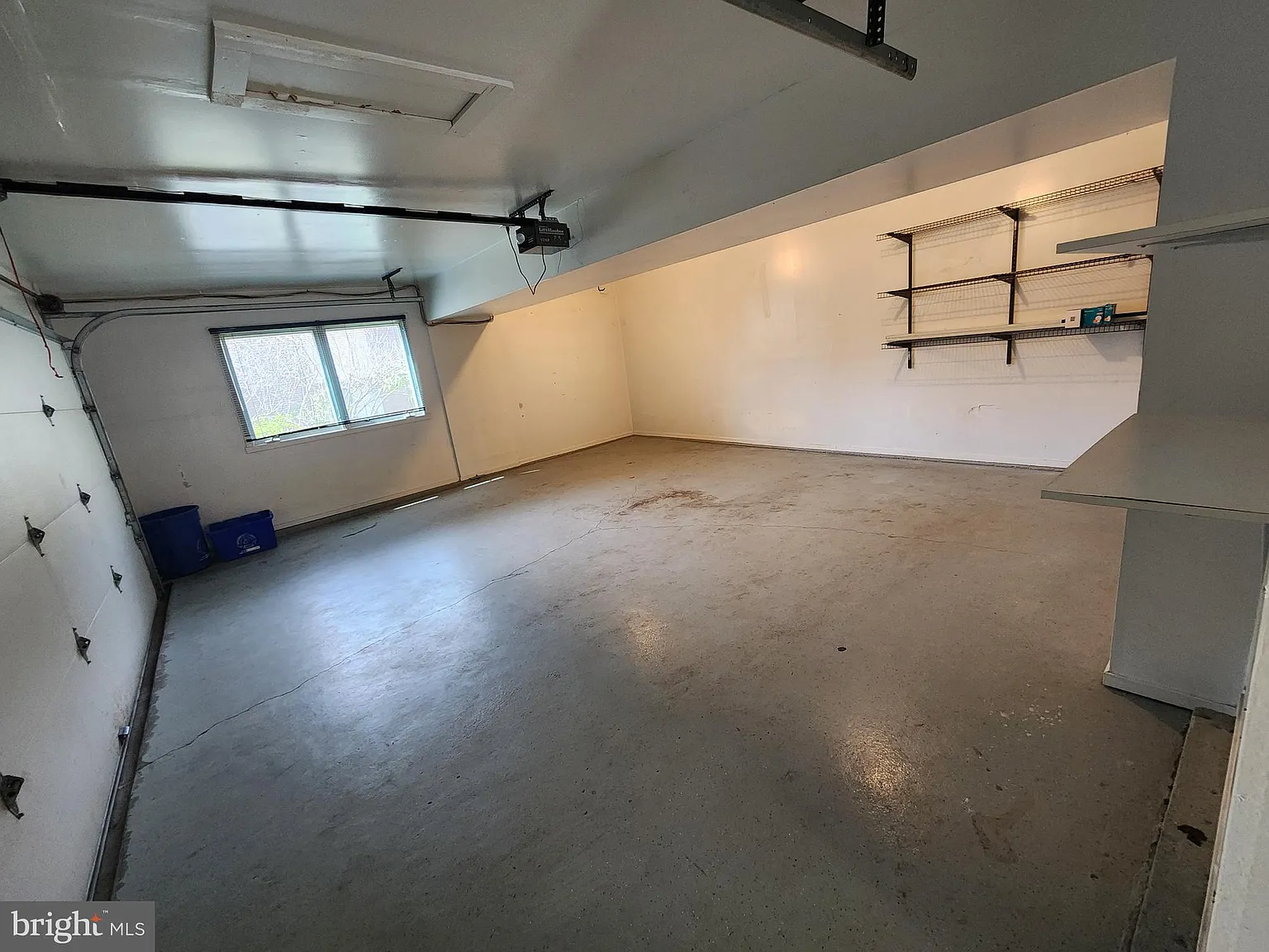 3 bed, 3.5 bath, 1814 sqft, $4,500 — Photo 4