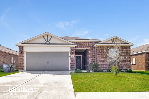 516 Aqueduct Dr Photo 1