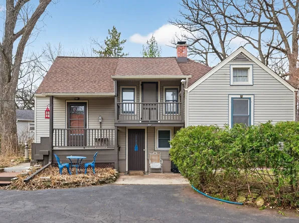 919 Huffman Ct, Dekalb, IL 60115