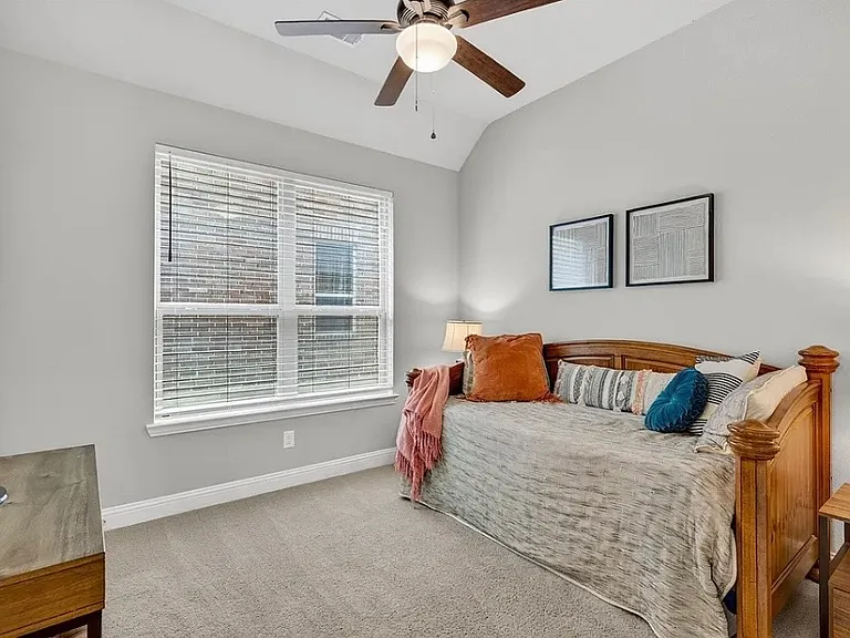 14044 Falcon Ranch Dr — Photo 23