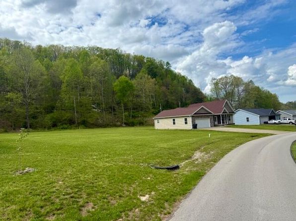301 Lattern Way, Frenchburg, KY 40322