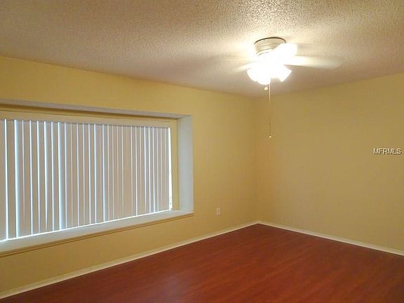 4th image of 3249 Laurel Dale Dr