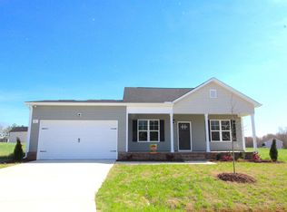 61 Robertson Stable Ln, Zebulon, NC 27597