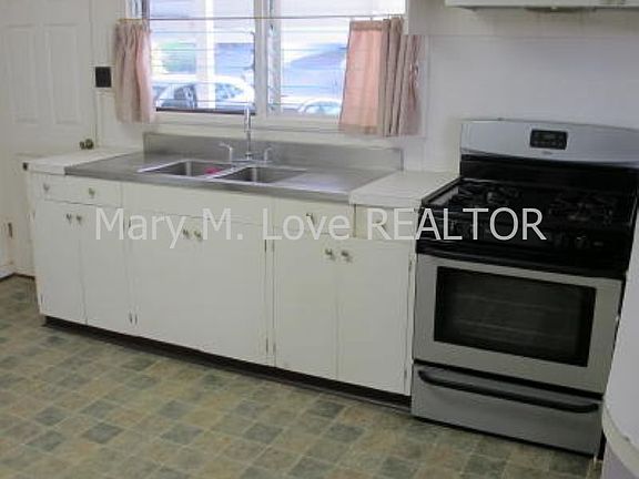 2nd image of 77-6586 Sea View Cir