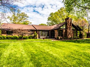 18443 Rieger Rd, Chesterfield, MO 63005