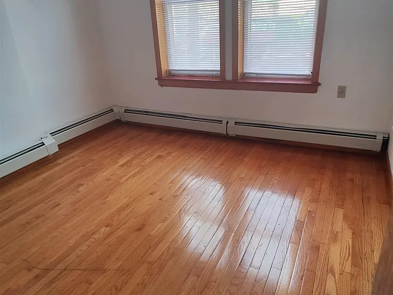 693 Kennedy Blvd #2 — Photo 5