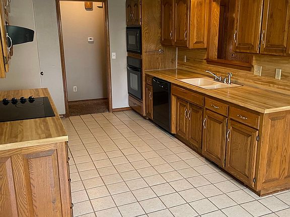 4th image of 7906 S 86th East Ave