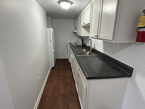 5th image of 723 Green Rd APT 238