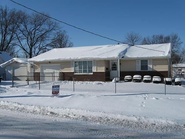 1st image of 219 N 2nd St