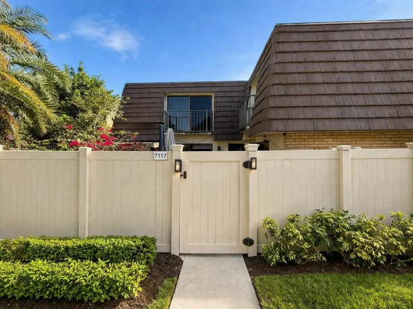 7117 71st Way, West Palm Beach, FL 33407