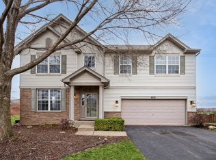 8215 Wild Rose Trl, Joliet, IL