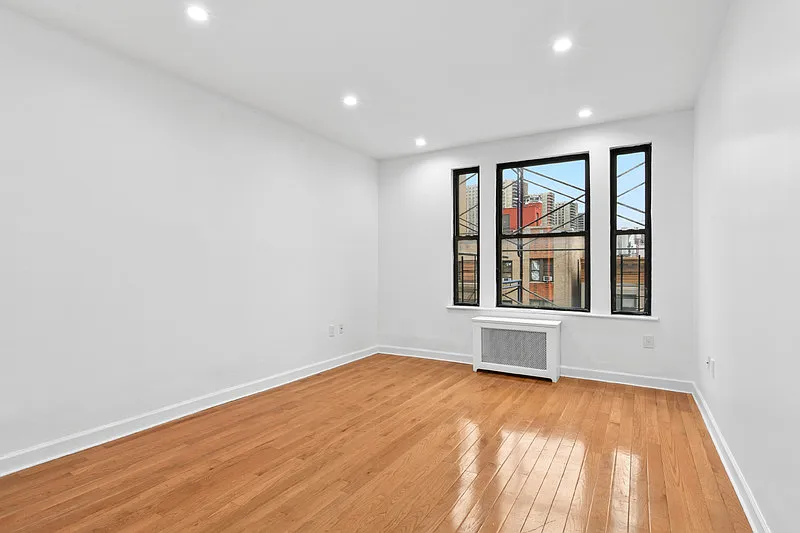 385 Fort Washington Ave #61