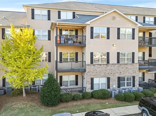 607 W Glenn Ave Unit 211, Auburn, AL 36832