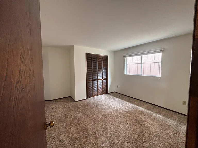 489 Estero Ave — Photo 9