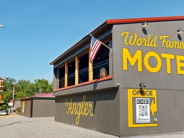 10070 Albert Pike Rd Room 5, Royal, AR 71968