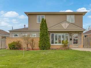 8020 S Kilbourn Ave, Chicago, IL 60652