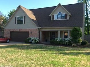 55 Blue Mountain Dr, Maumelle, AR 72113