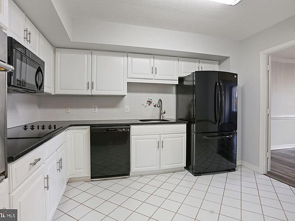 4th image of 5809 Nicholson Ln APT 312