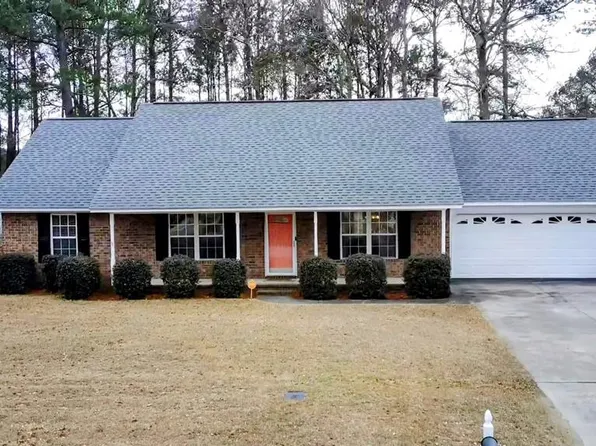 3520 Oleander Dr, Sumter, SC 29154