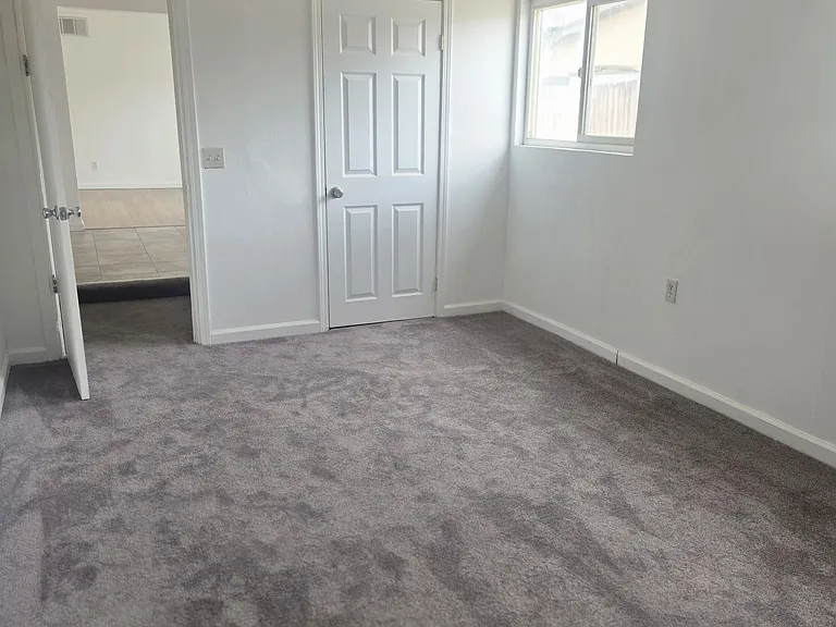 144 E Avenue Q — Photo 13